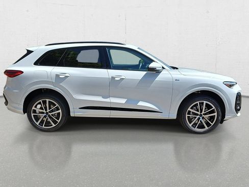 New 2026 Audi Q5 Premium Plus AWD/4WD image 4