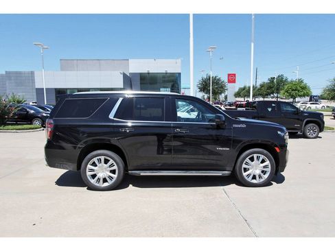 Used 2023 Chevrolet Tahoe High Country RWD image 7