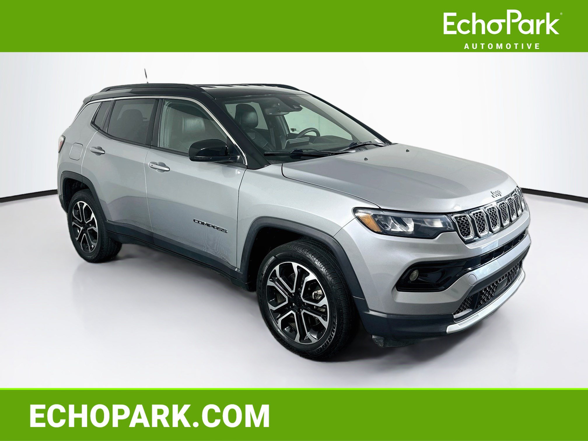 Used 2023 Jeep Compass Limited AWD/4WD image 1