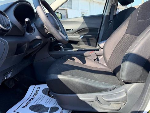 Used 2024 Nissan Kicks SV w/ Exterior Package FWD image 26