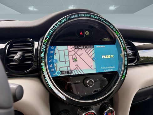 Used 2024 MINI Cooper SE image 30