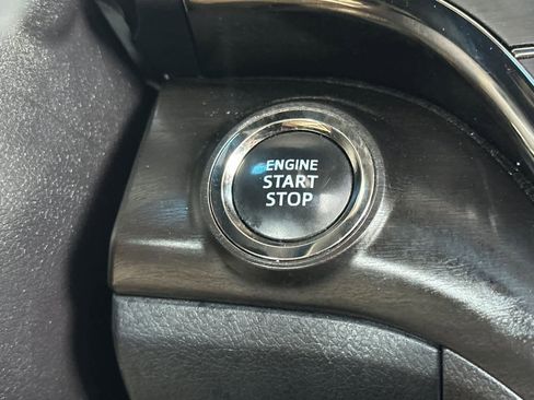 Used 2017 Toyota Avalon Limited w/ All Weather Liner Package image 22