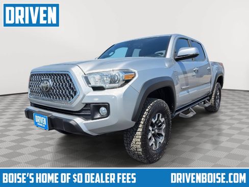 Used 2019 Toyota Tacoma TRD Off-Road w/ Technology Package AWD/4WD image 1