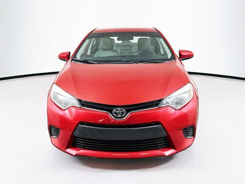 Used 2015 Toyota Corolla LE image 2