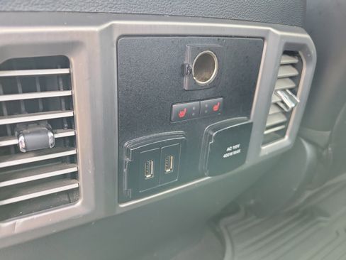 Used 2019 Ford F250 Platinum image 18