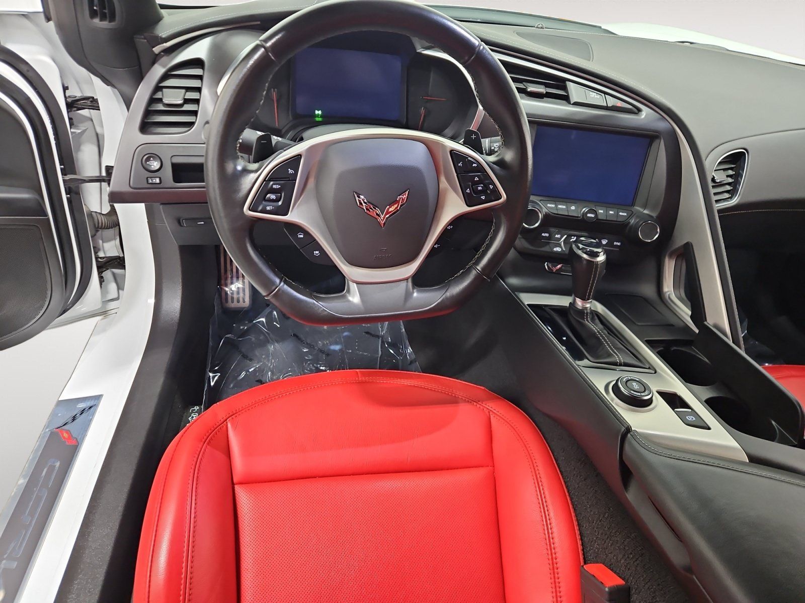 Used 2019 Chevrolet Corvette Stingray Coupe w/ Battery Protection Package RWD image 11