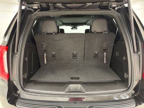 Used 2023 GMC Yukon SLT AWD/4WD image 17