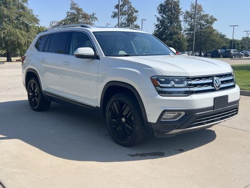 Used 2019 Volkswagen Atlas SEL Premium AWD/4WD image 2