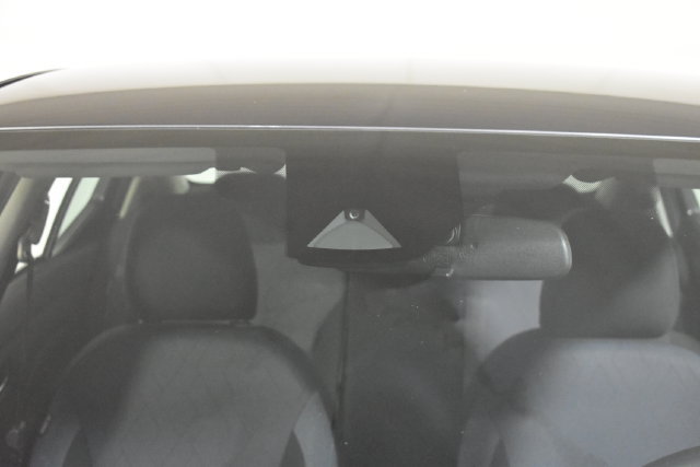 Certified 2025 Nissan Versa SV w/ Trunk Package FWD image 31