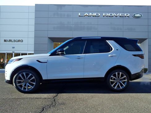 New 2026 Land Rover Discovery Limited Edition image 6