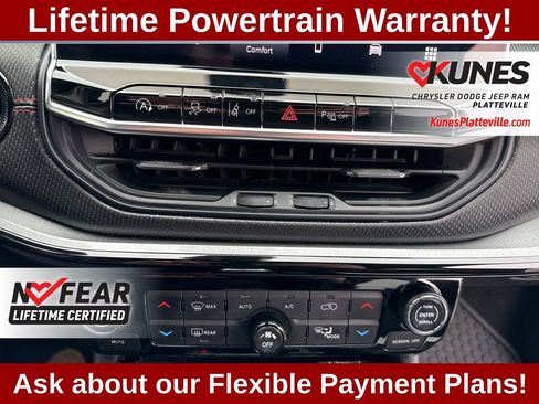 Used 2024 Jeep Compass Trailhawk image 23