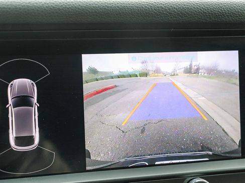 Used 2023 Porsche Macan S image 24