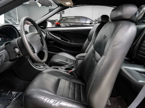 Used 2003 Ford Mustang GT Premium RWD image 3