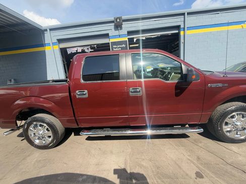 Used 2010 Ford F150 XLT image 8