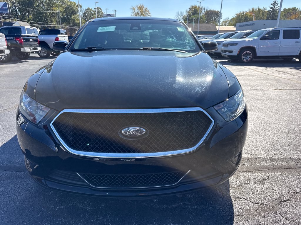 Used 2016 Ford Taurus SHO w/ Equipment Group 401A AWD/4WD image 3