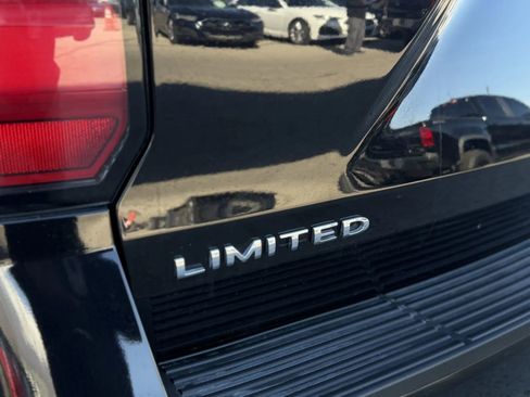 Used 2021 Ford Expedition Max Limited image 45