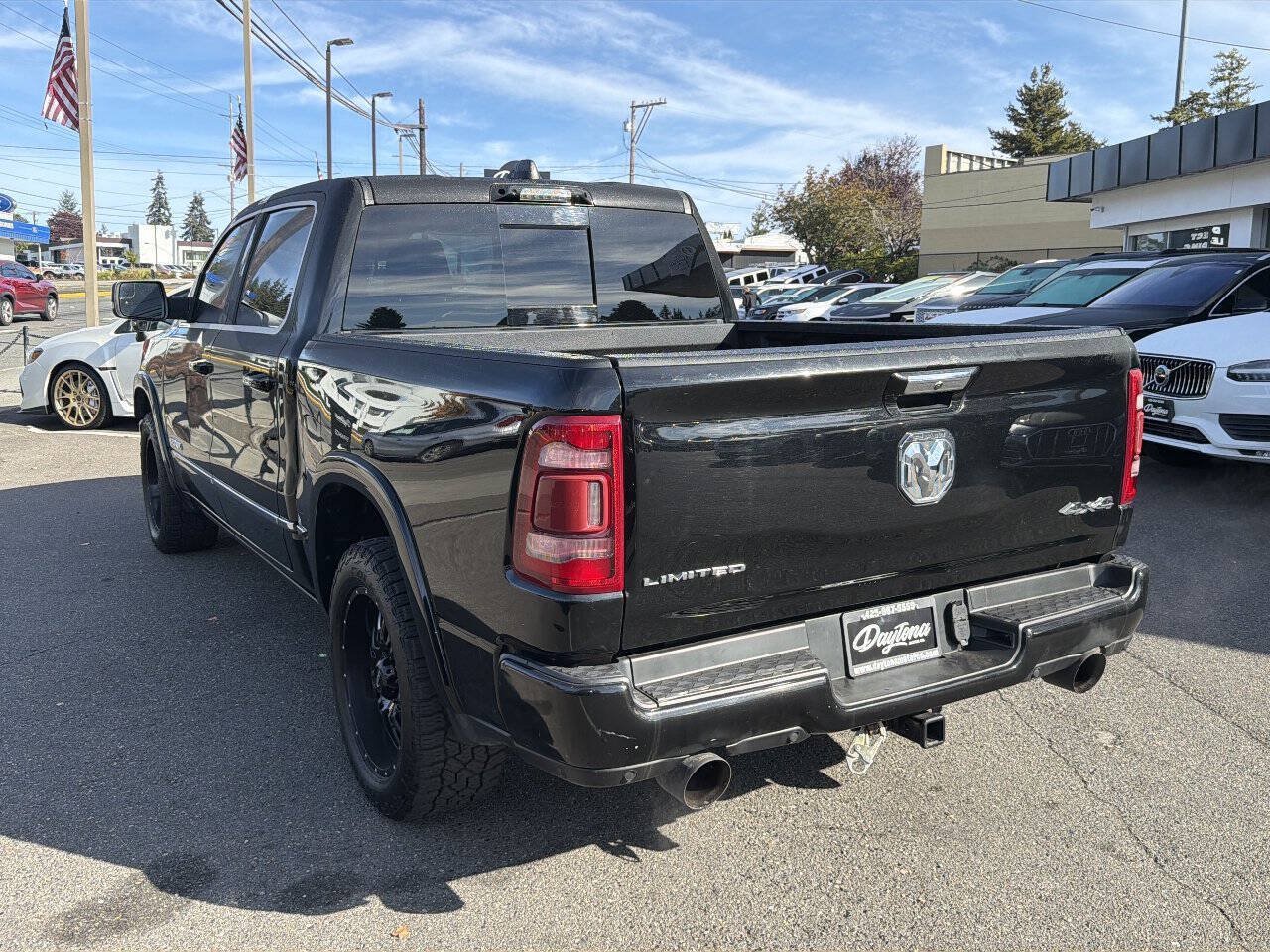 Used 2022 RAM 1500 Limited AWD/4WD image 5