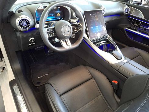 Used 2025 Mercedes-Benz SL 63 AMG S e Performance 4MATIC image 8