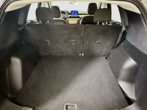 Used 2021 Ford Escape SE w/ Cold Weather Package image 35