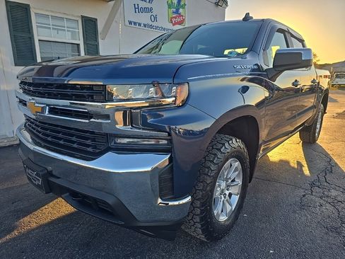Used 2020 Chevrolet Silverado 1500 LT image 3