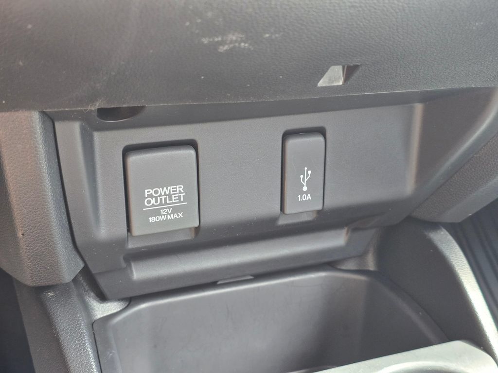Used 2020 Honda Fit LX image 22
