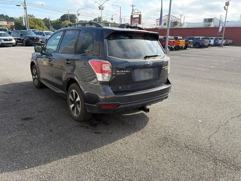 Used 2017 Subaru Forester 2.5i Premium w/ All-Weather Package AWD/4WD image 7