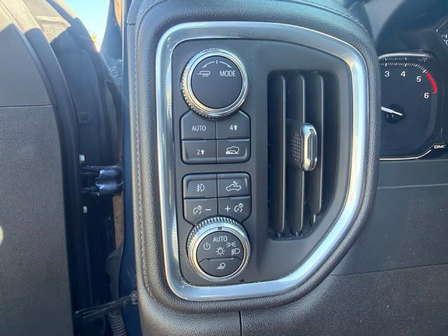 Used 2021 GMC Sierra 1500 SLT w/ SLT Premium Package AWD/4WD image 5