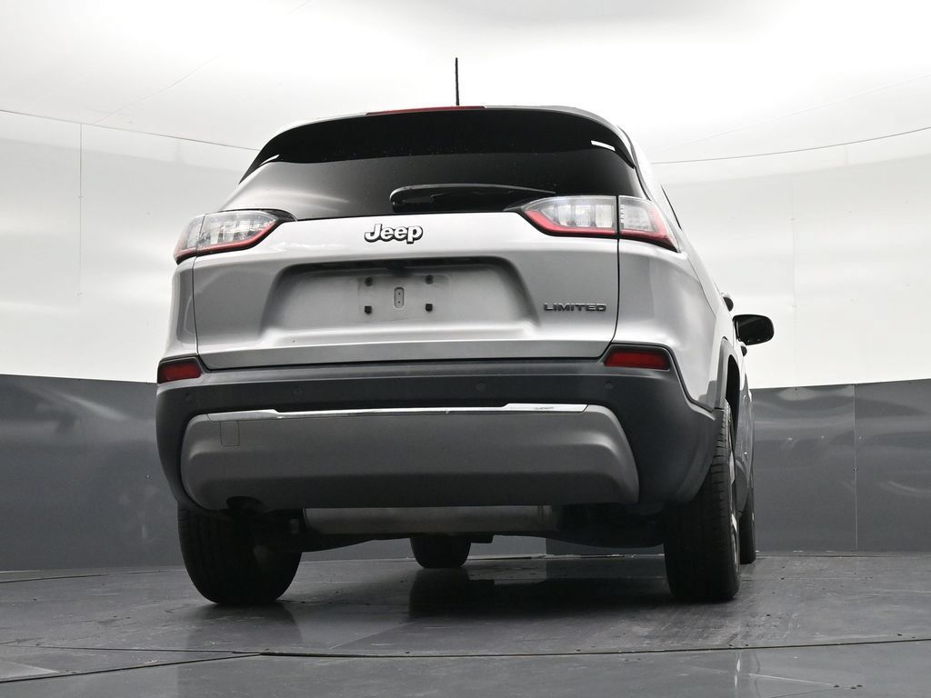 Used 2020 Jeep Cherokee Limited FWD image 29
