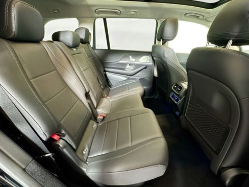 New 2026 Mercedes-Benz GLS 450 4MATIC image 25