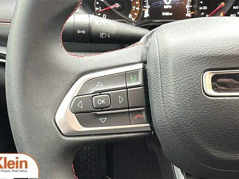 Used 2024 Jeep Compass Trailhawk image 16