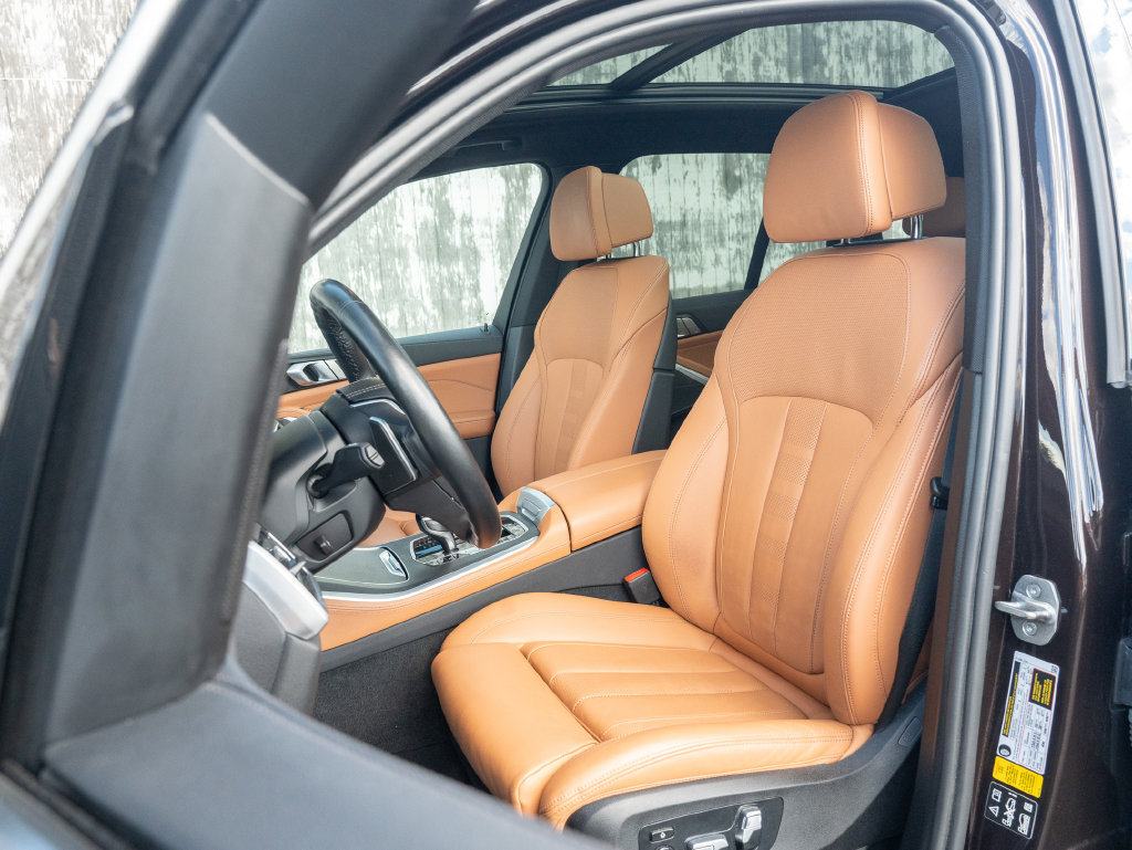 Used 2022 BMW X5 xDrive40i w/ Premium Package AWD/4WD image 20
