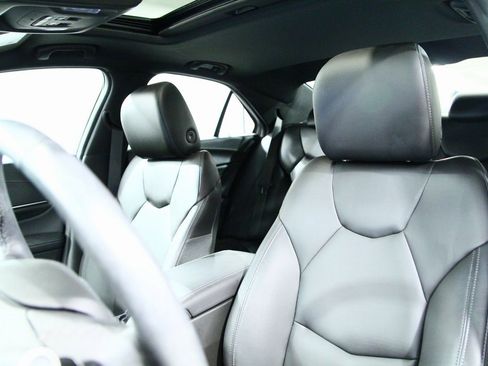 Used 2023 Cadillac CT4 Luxury w/ Sun And Sound Package image 18