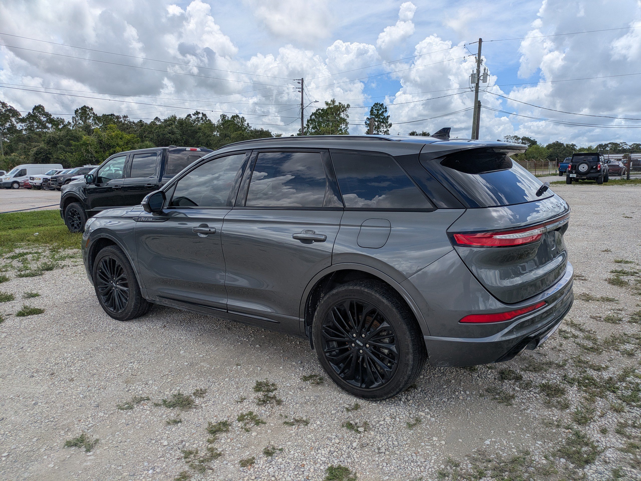 Used 2024 Lincoln Corsair Reserve w/ Equipment Group 201A FWD image 6