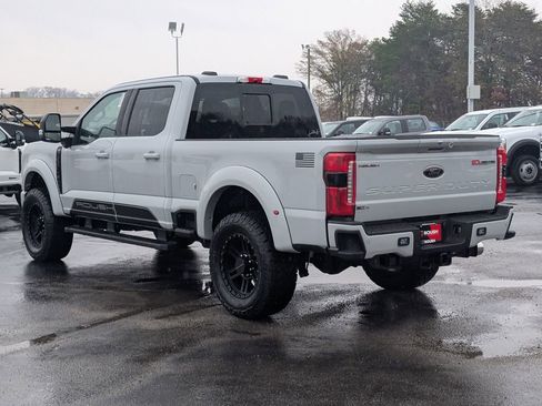 New 2026 Ford F250 Lariat w/ Black Appearance Package image 5