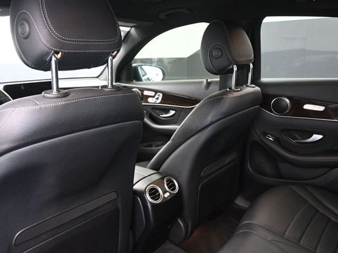 Used 2021 Mercedes-Benz GLC 300 4MATIC Coupe image 22