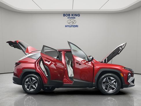 New 2026 Hyundai Tucson SEL FWD image 23