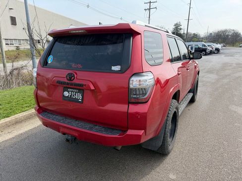 Used 2014 Toyota 4Runner SR5 Premium image 3