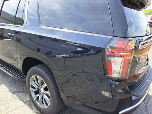 Certified 2023 Chevrolet Suburban LT w/ LT Signature Plus Package image 19