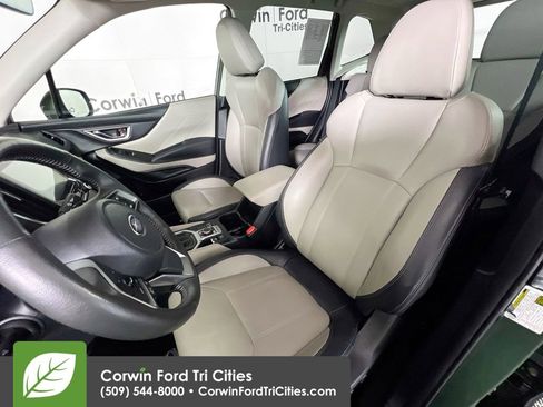 Used 2023 Subaru Forester Limited image 25