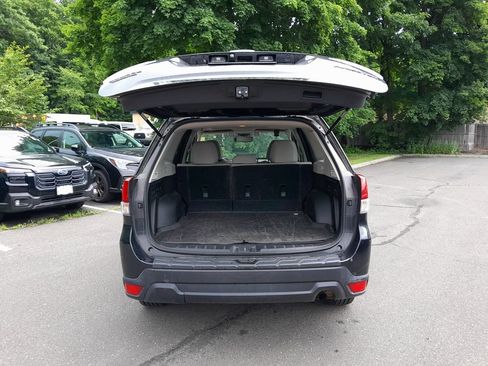 Used 2020 Subaru Forester Premium AWD/4WD image 32