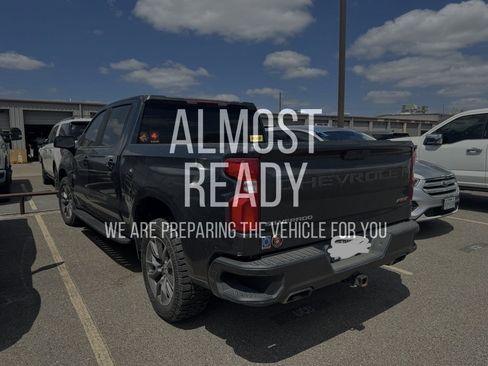 Used 2022 Chevrolet Silverado 1500 RST w/ Z71 Off-Road Package AWD/4WD image 3