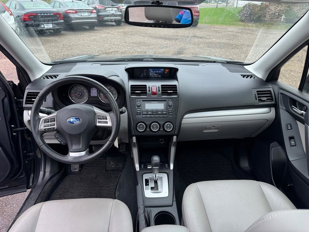 Used 2014 Subaru Forester 2.5i Limited AWD/4WD image 30
