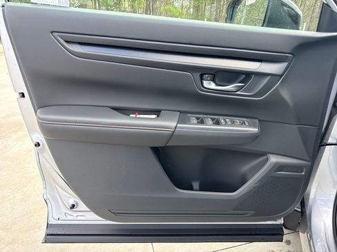 Used 2026 Honda CR-V Sport image 14