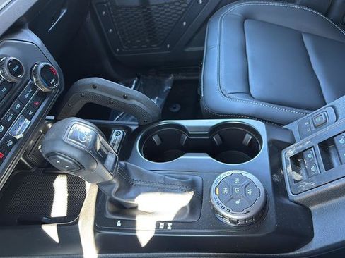New 2026 Ford Bronco Outer Banks w/ Sasquatch Package AWD/4WD image 24