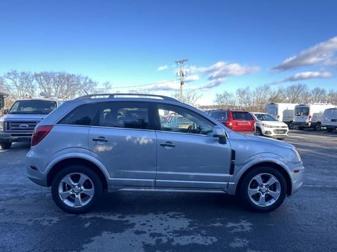 Used 2015 Chevrolet Captiva Sport LT w/ Convenience Package image 9