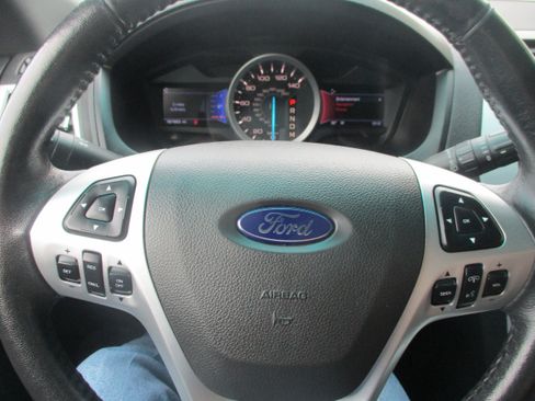 Used 2014 Ford Explorer Limited w/ Equipment Group 301A FWD image 19