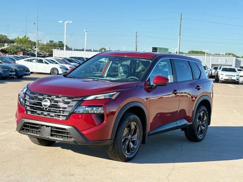 New 2026 Nissan Rogue SV AWD/4WD image 2