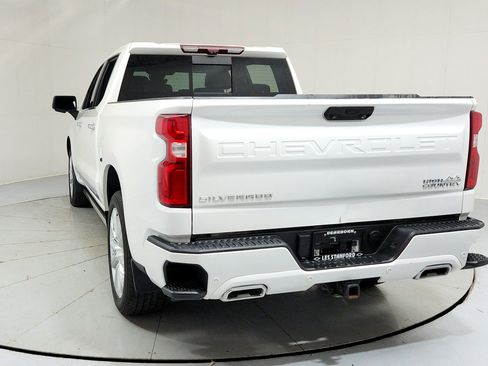 Certified 2023 Chevrolet Silverado 1500 High Country AWD/4WD image 4