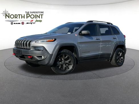 Certified 2017 Jeep Cherokee Trailhawk AWD/4WD image 1