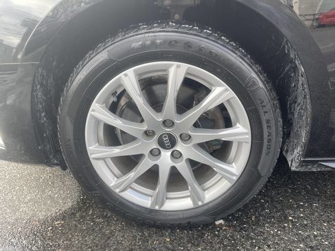 Used 2021 Audi A4 2.0T Premium w/ Convenience Package image 11